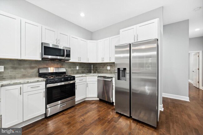 Building Photo - 5022 Arch St