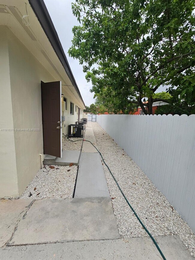 Building Photo - 1020 Opa-locka Blvd