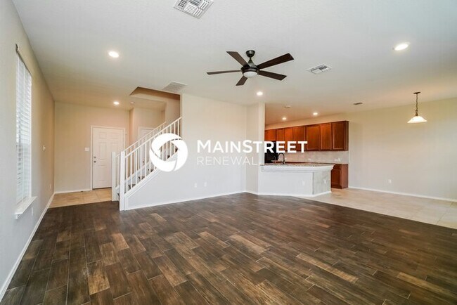 Building Photo - 3 Bedroom Pet-Friendly Home in Hutto, TX with Main Street Renewal