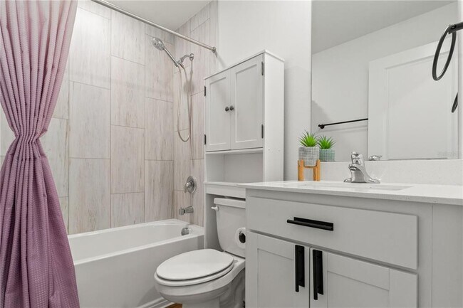 Building Photo - 11380 Old Squaw Ave