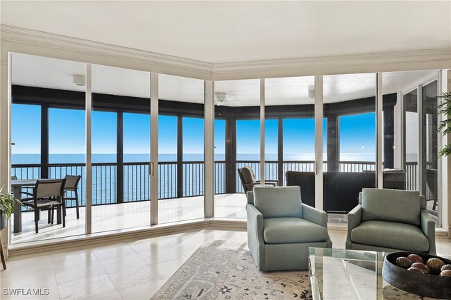Building Photo - 8473 Bay Colony Dr