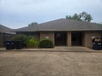 Building Photo - 3710 Oldenburg Ln