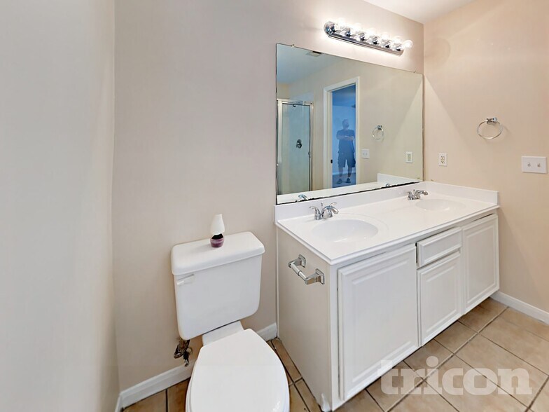 Building Photo - 6214 Majesty Ln