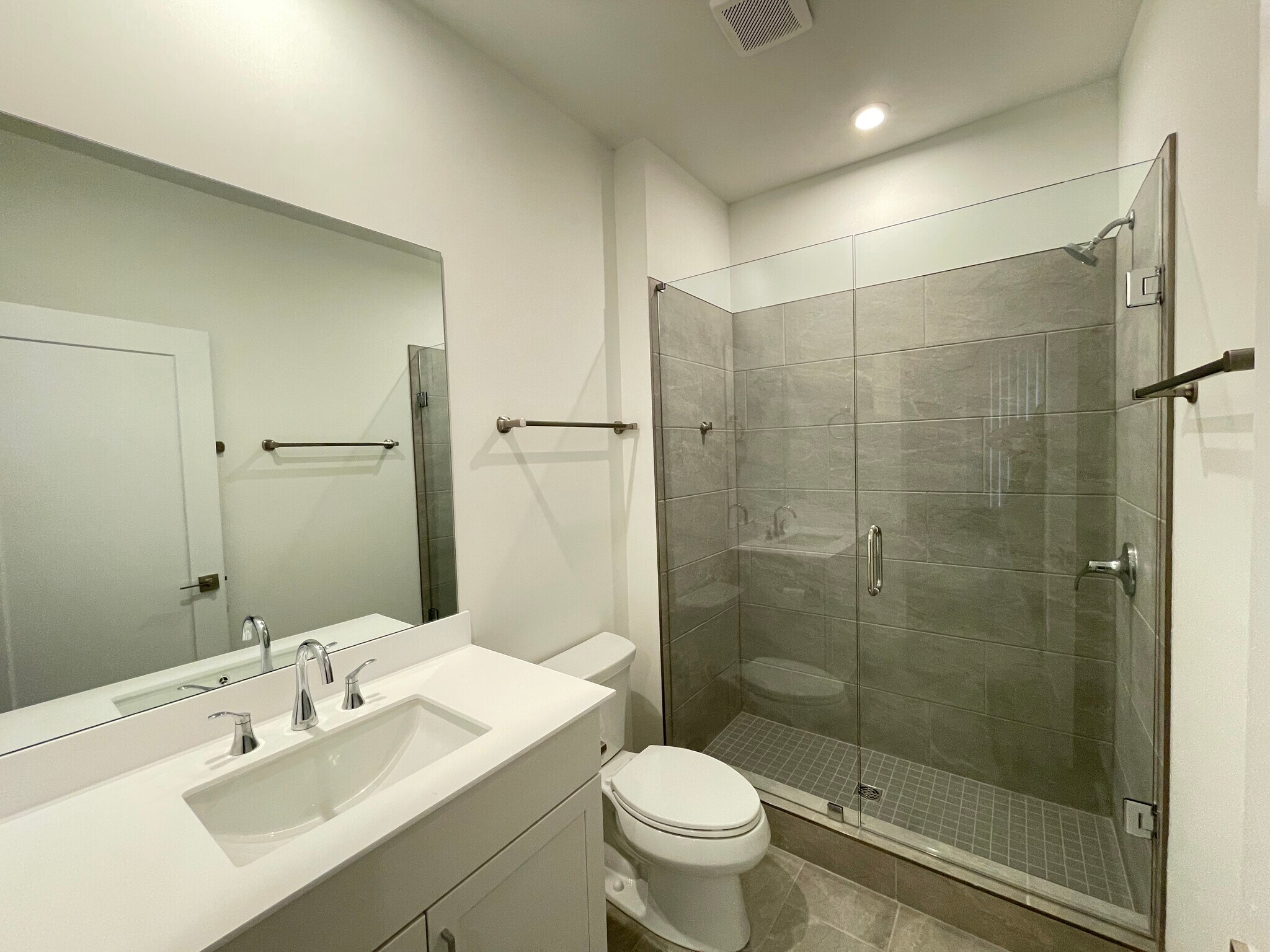 Building Photo - 510 Motivation Cir NW