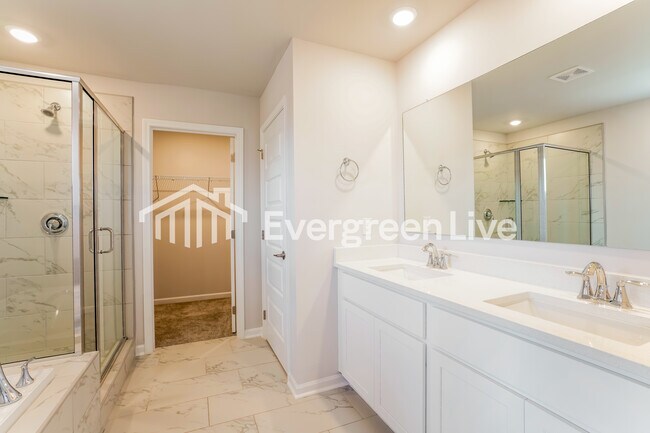 Building Photo - 178 Fenwick Pl