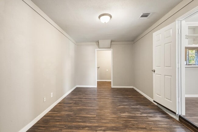 Building Photo - 167 Brandywine Ave