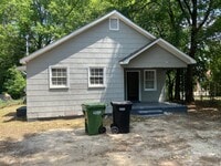 Building Photo - **ON HOLD** 2 Bedroom / 1 Bathroom Home for Rent in Columbus, GA***