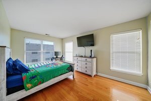Building Photo - 7947 W 92nd St