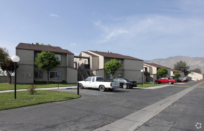 Primary Photo - Manzanita Gardens Apartments