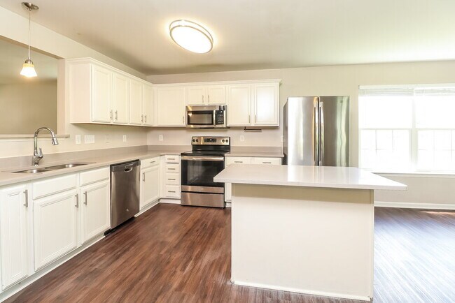 Building Photo - 1148 Aprilia Ln