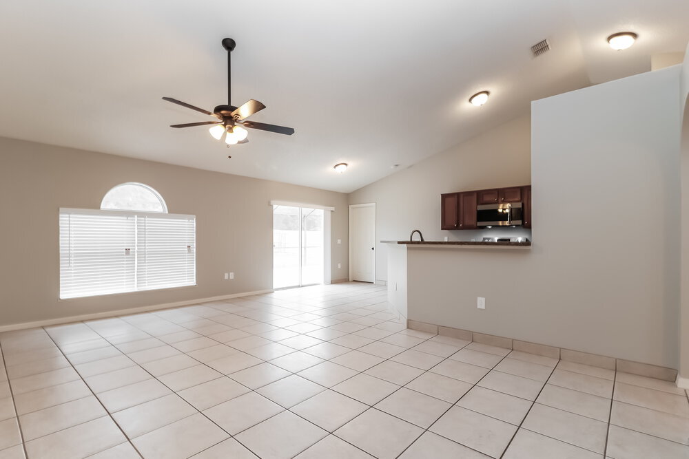 Building Photo - 1932 Peridot Cir