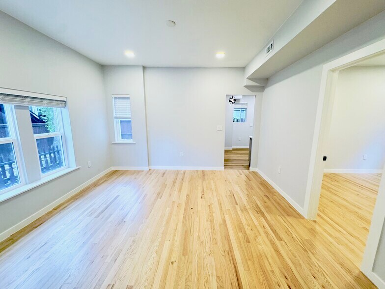 Building Photo - 1107 N Downing St