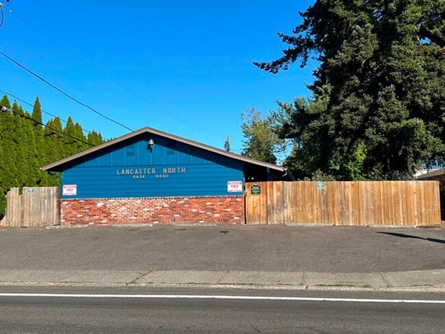 Building Photo - 2Bd/1Ba Single Story Apartment Unit - Move...