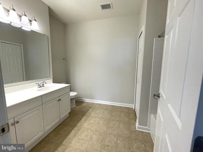Building Photo - 5307 Wyndholme Cir