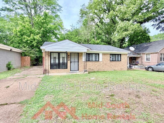 Building Photo - 452 Delta Rd