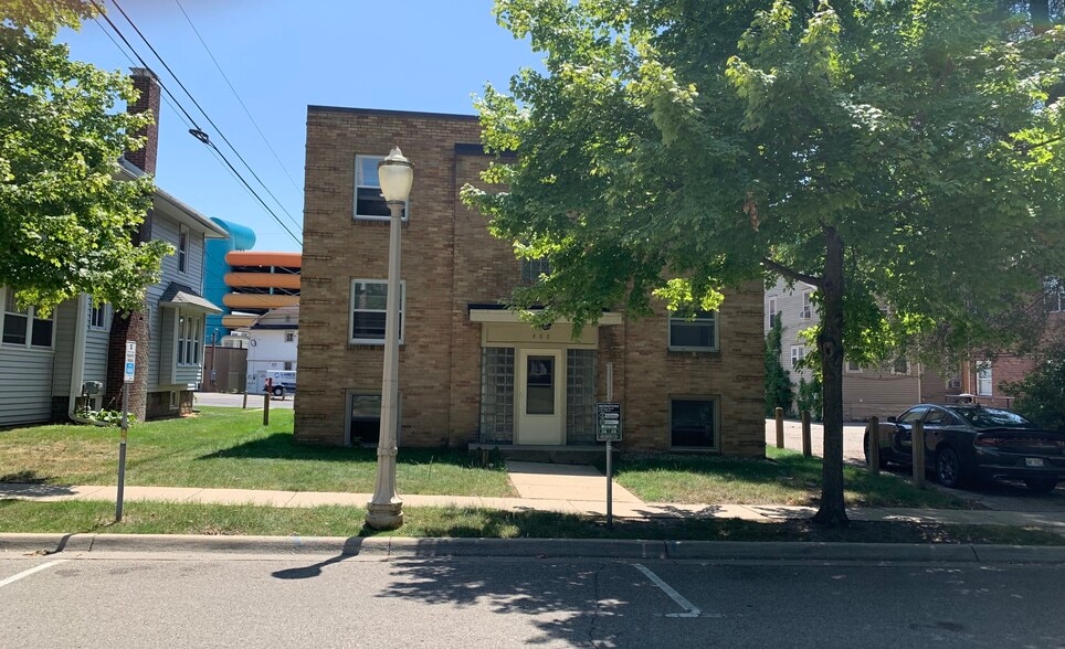 Building Photo - 408 Ann St