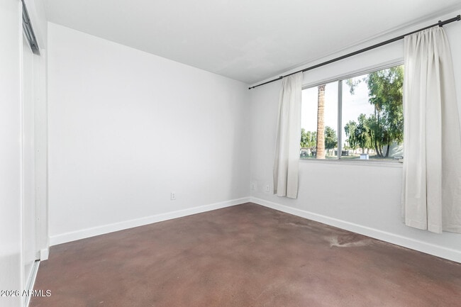 Building Photo - 4618 S Calle Los Cerros Dr