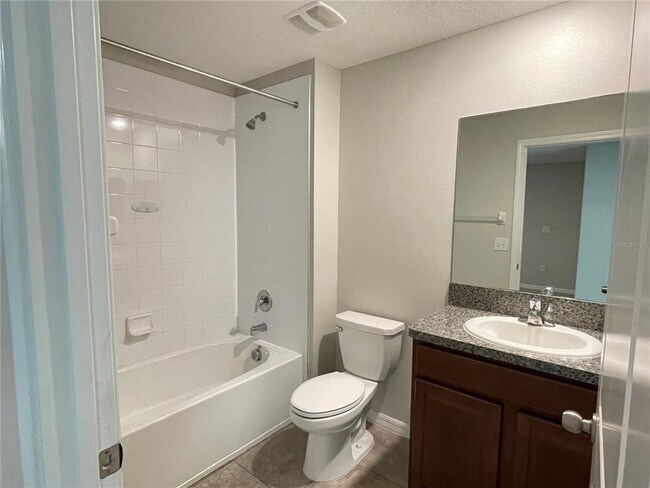 Building Photo - 9768 Pembrooke Pines Dr
