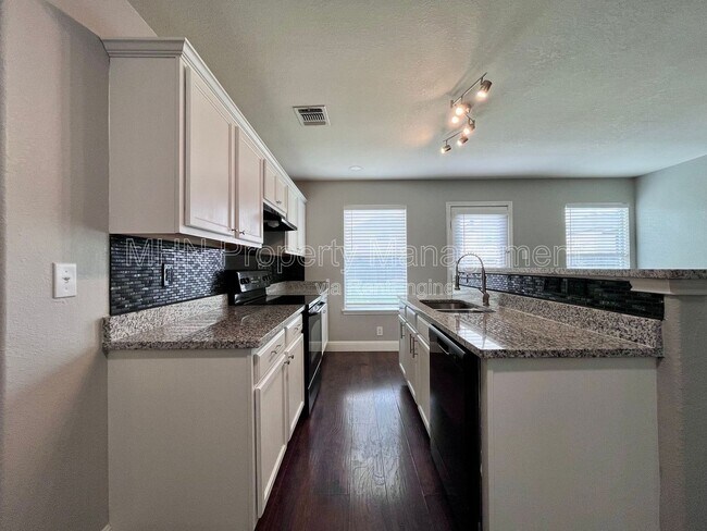 Building Photo - 8734 Snow Goose