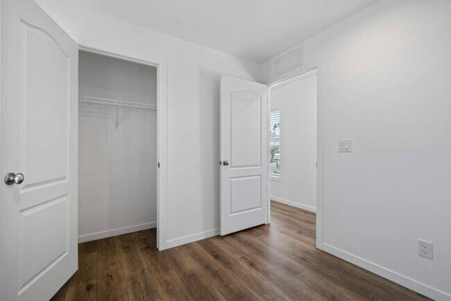 Building Photo - 4315 N Flowing Wells Rd