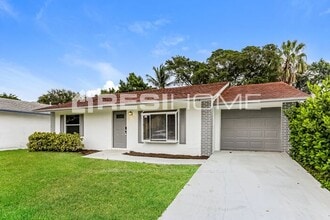 Building Photo - 7398 Willow Springs Cir E
