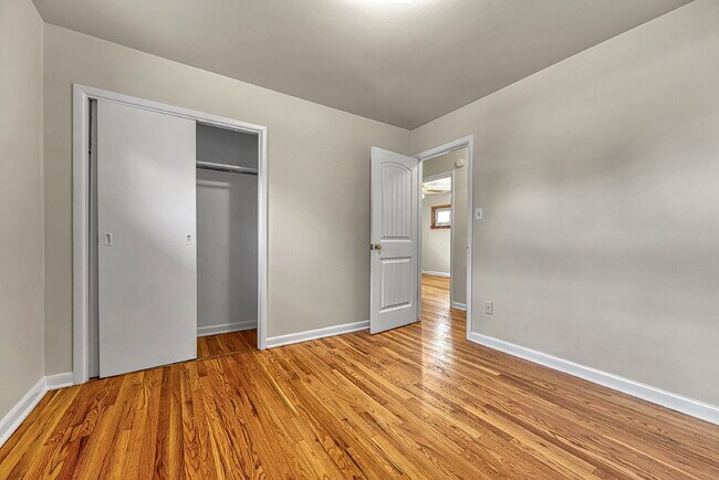 Building Photo - $2,595, 3-bed, 2-bath located in Denver.