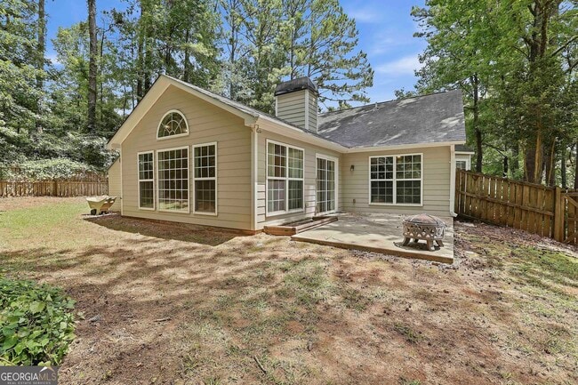 Building Photo - 518 Longwood Ln