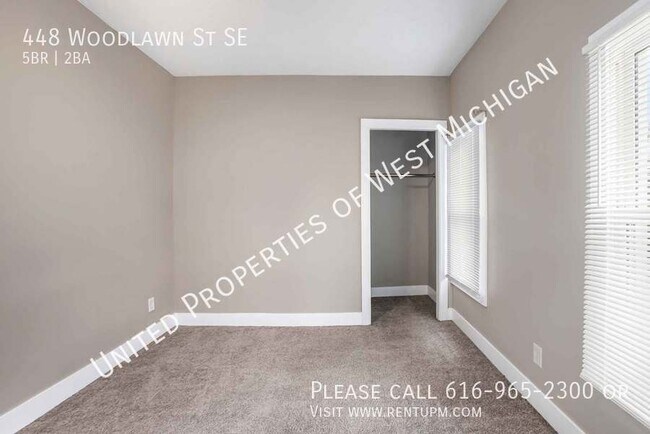 Building Photo - 448 Woodlawn St SE