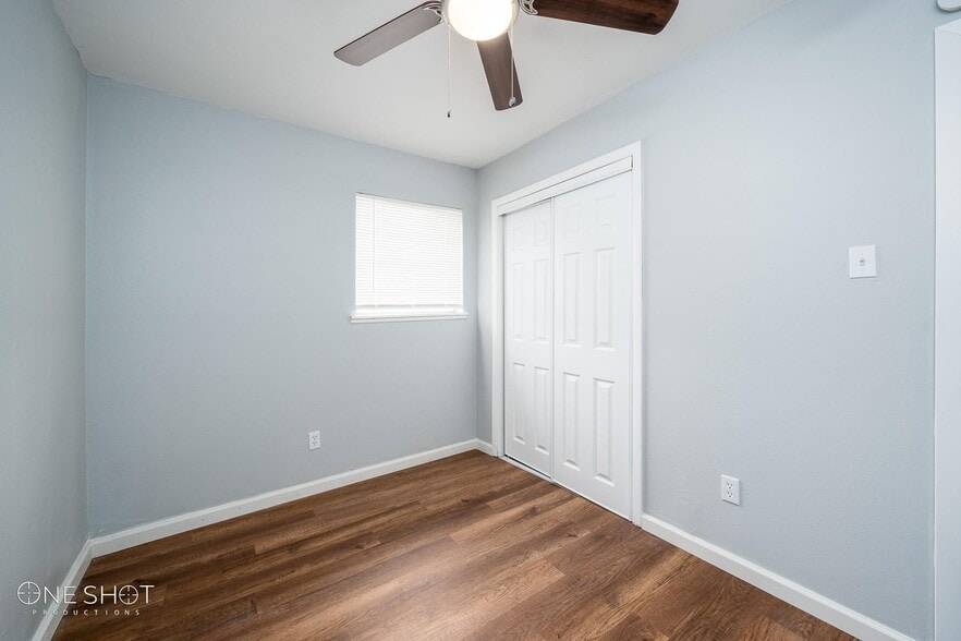 Building Photo - 525 N Bowie Dr