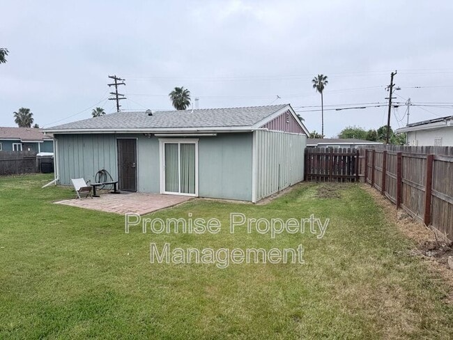 Building Photo - 1601 Walton St