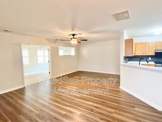 Building Photo - 100 Zinfandel Rd