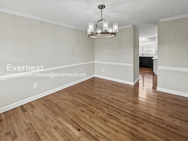 Building Photo - 10401 Bristol Ct