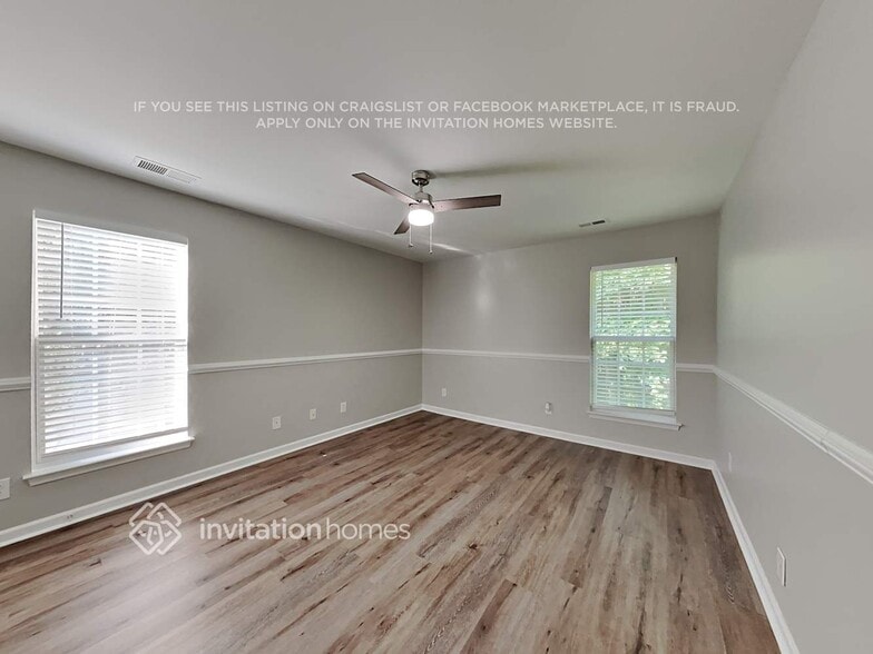 Building Photo - 213 Gabriel Dr