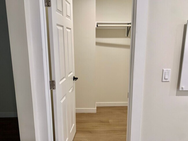 Interior Photo - Maple Dr Apartments