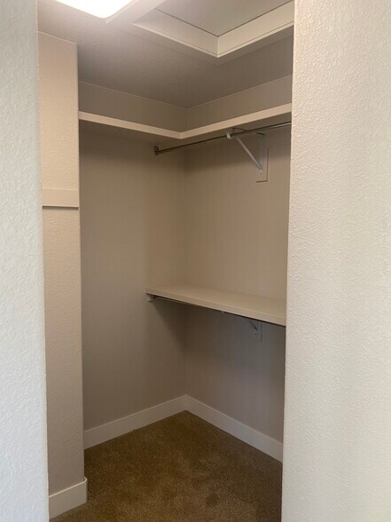 walk in closet - 11625 W 62nd Pl
