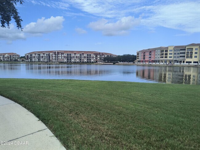 Building Photo - 236 Airport Rd