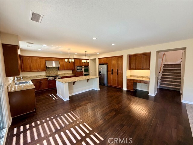 Building Photo - 46291 Miner Dr