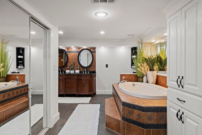 Building Photo - 75 State Rd 1441