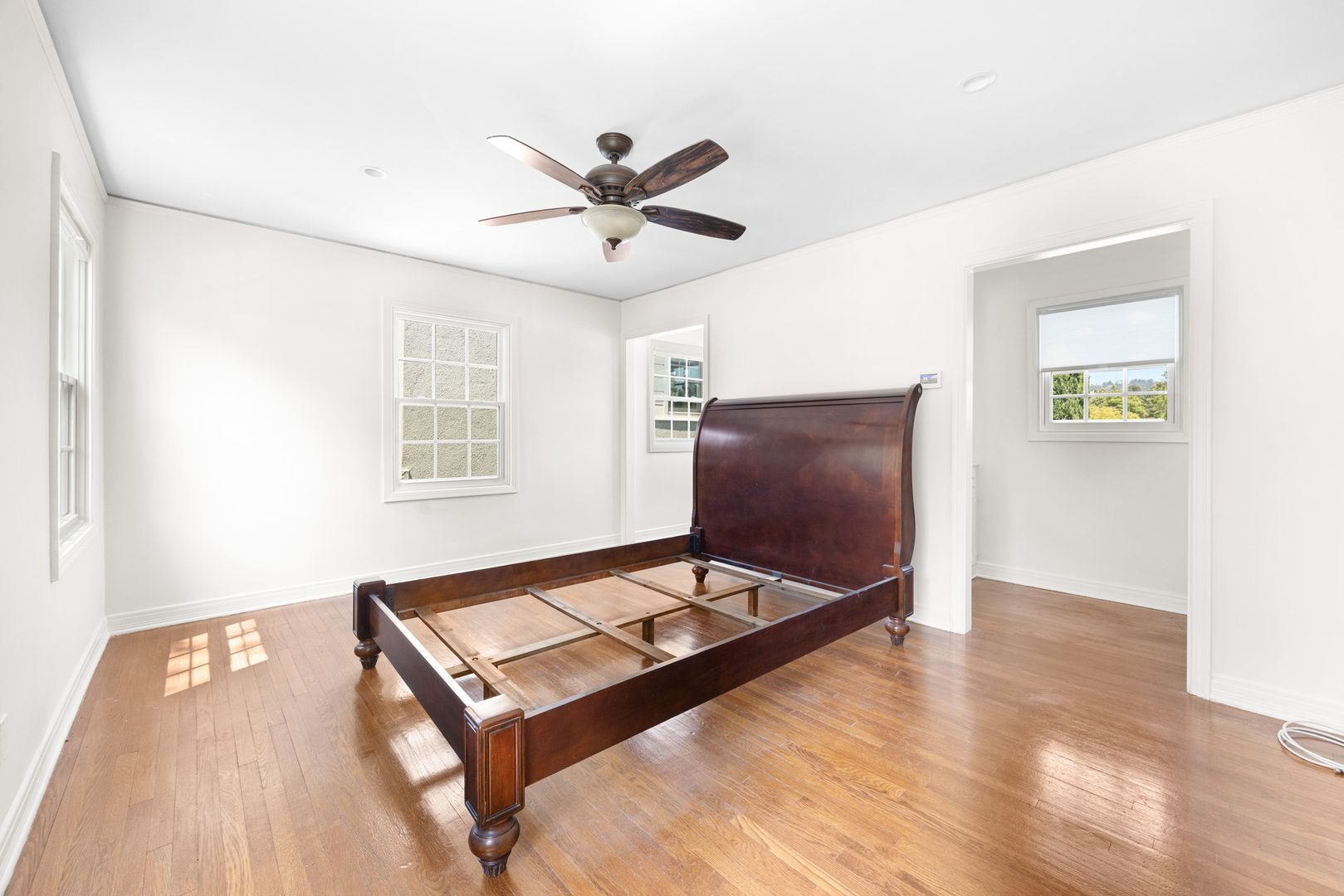 Building Photo - Stunning, remodeled rental in Historic Fra...
