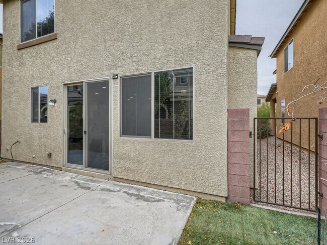 Building Photo - 6136 Carter Caves Ave