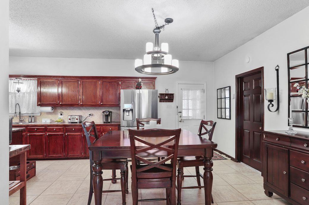 Building Photo - 38389 Oakleigh Ln