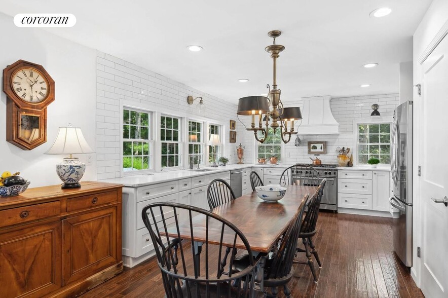 Building Photo - 17 Old Sag Harbor Rd