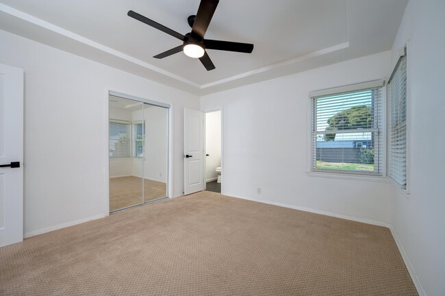 Building Photo - 8807 Cimarron St