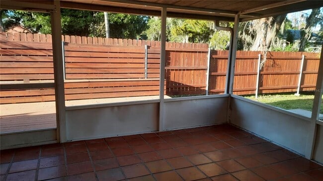 Building Photo - 1333 Bender Ave