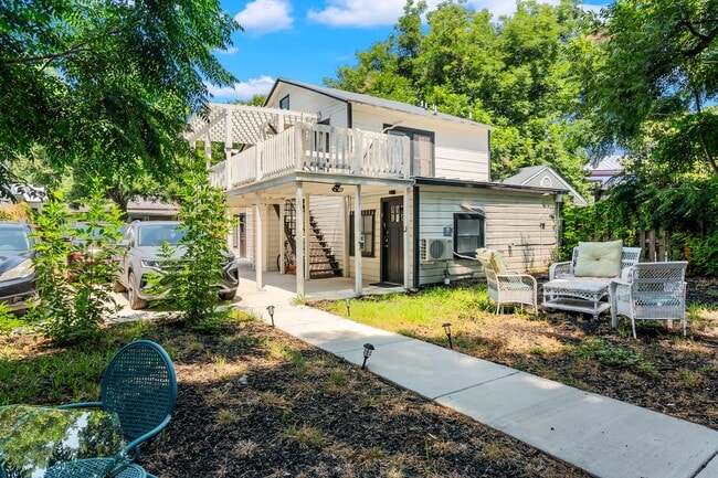 Building Photo - Home for Rent