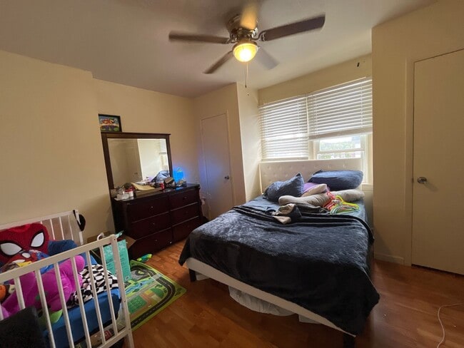 Building Photo - Well-maintained 2 bed home in Northampton ...