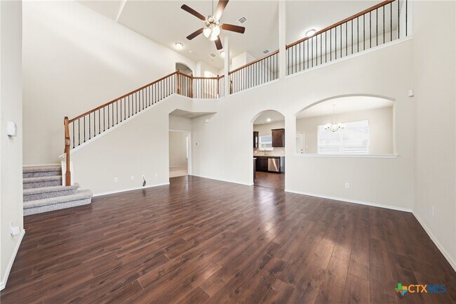 Building Photo - 1320 Kiskadee Branch Dr