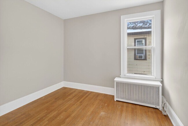 Building Photo - 93 Homestead Ave