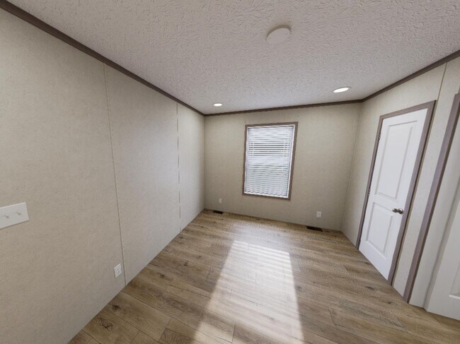 Building Photo - 4202 Twin Terrace