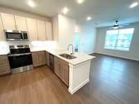 Building Photo - 2300 N Friendship Rd